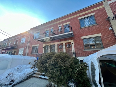 Condo/Apartment for rent, 5393 Av. Dupuis, Côte-des-Neiges/Notre-Dame-de-Grâce, QC H3X1N6, CA, in Montreal, Canada