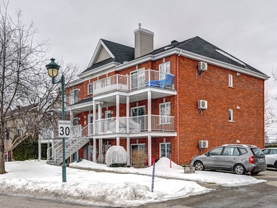 Condo/Apartment for sale, 646 Rue des Bosquets, Sainte-Marthe-sur-le-Lac, QC J0N1P0, CA , in Sainte-Marthe-sur-le-Lac, Canada