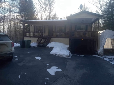House for sale, 402 Ch. des Viornes, Amherst, QC J0T2T0, CA, in Amherst, Canada