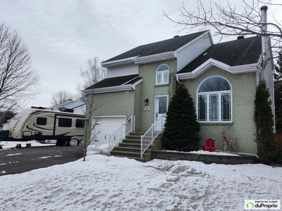 2 Storey for sale Blainville 3 bedrooms 2 bathrooms