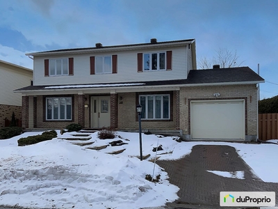 2 Storey for sale Longueuil (Vieux-Longueuil) 4 bedrooms