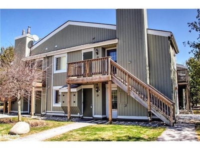 Condo For Sale In Collingwood, Ontario