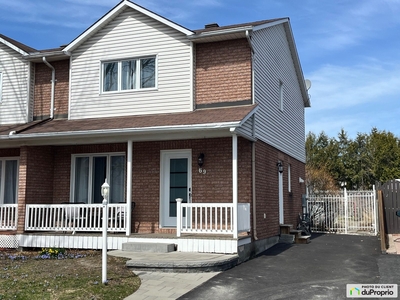 Semi-detached for sale Gatineau (Hull) 4 bedrooms 1 bathroom