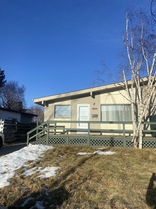Sherwood Park Pet Friendly Duplex For Rent | Awesome Location -- Duplex in