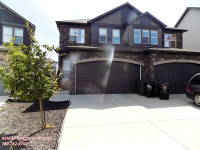 Spruce Grove Pet Friendly Duplex For Rent | ABSOLUTELY STUNNING 3 BED, 2.5