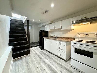 Toronto Duplex For Rent | 909 PALMERSTON AVE., LOWER
