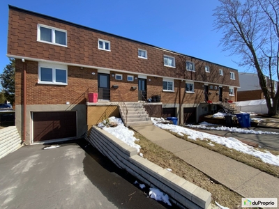 Townhouse for sale Longueuil (Greenfield Park) 4 bedrooms
