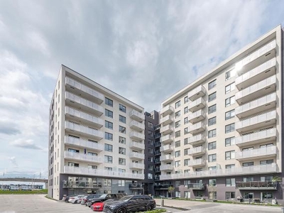 2 Bedroom Apartment Unit Pointe-Claire QC For Rent At 2160