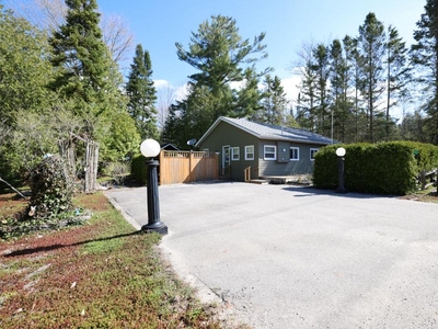 3 Bedroom Detached House SAUBLE BEACH ON For Sale At 349000