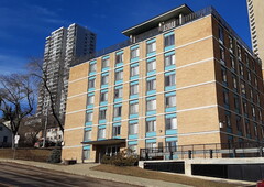 Edmonton Apartment For Rent | Downtown | Capital Manor - 9909 Bellamy