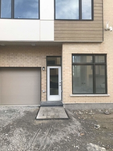 Ottawa Townhouse For Rent | Briar Green - Leslie Park | Available - January 1st 2020