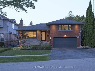 147 Perry Cres Toronto, ON M9A 1K8