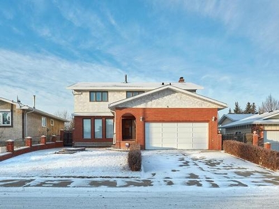 House For Sale In Keheewin, Edmonton, Alberta
