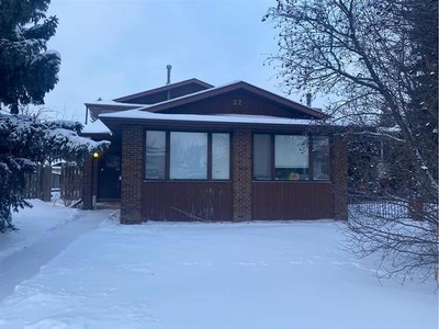 House For Sale In Morrisroe Extension, Red Deer, Alberta