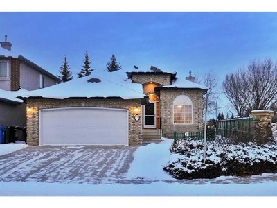 House For Sale In Signal Hill, Calgary, Alberta
