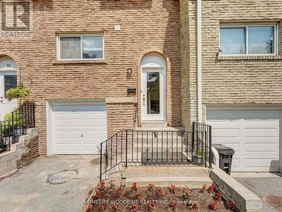 Townhouse For Sale In Port Union, Toronto, Ontario