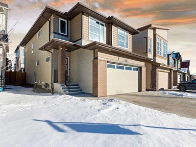 208 Carringvue Manor Nw, Calgary, Residential