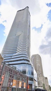 Condo/Apartment for sale, 3707 - 11 Wellesley St W, in Toronto, Canada