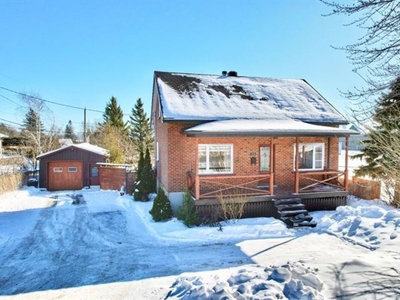 Two or more storey for sale (Quebec North Shore)