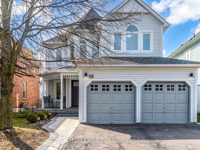 4 Bedrooms - Whitby, Brooklin