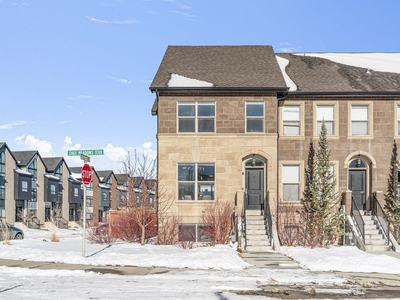 Luxury Townhouse for sale in Calgary, Canada