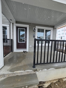 Airdrie Pet Friendly Townhouse For Rent | Brand New 2-Storey End Unit
