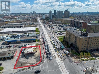 Commercial For Sale In Humber Summit Industrial, Toronto, Ontario