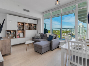 Welcome to this stunning 2 Bed + Den Penthouse