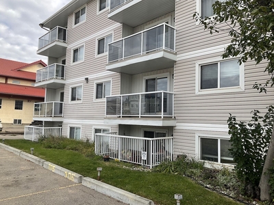 Edmonton House For Rent | Spruce Avenue | 1 Bedroom on 2nd floor