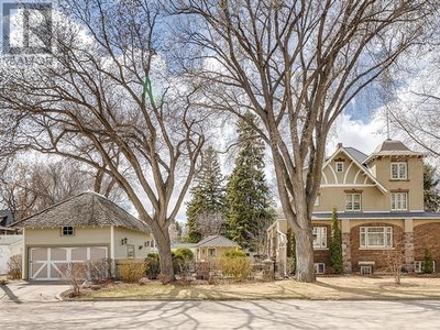 House For Sale In Nutana, Saskatoon, Saskatchewan