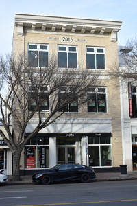 Prime retail, salon or spa space in Old Strathcona for Lease