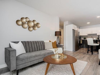 1 Bedroom Apartment Unit Winnipeg MB For Rent At 1385