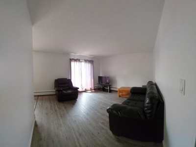 2 Bedroom Apartment Unit Grande Prairie AB For Rent At 1500
