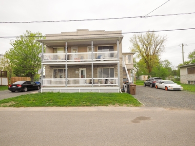 House for sale, 141-145 Rue Lemay, Louiseville, QC J5V1W3, CA , in Louiseville, Canada