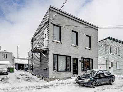House for sale, 145-147 Rue Père-Arnaud, La Cité-Limoilou, QC G1N3T7, CA , in Québec City, Canada