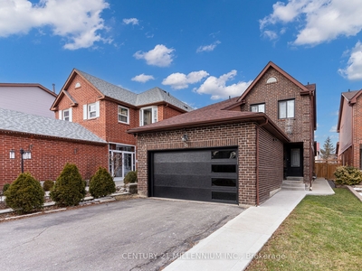 33 Cresswell Dr