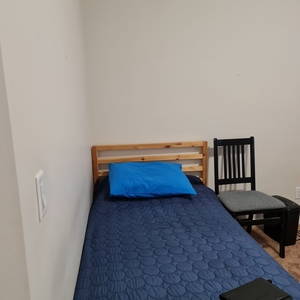 Calgary Room For Rent For Rent | Cityscape | Affordable individual room rental in