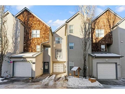 Townhouse For Sale In Bridlewood, Calgary, Alberta