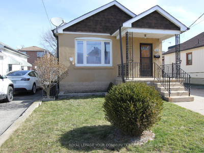 3+1 BR | 2 BA-Double Garage Detached home in Toronto