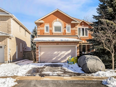 Bsmt - 64 Fernlea Cres