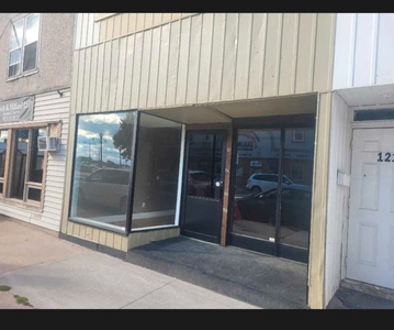 COMMERCIAL SPACE for LEASE in DUNNVILLE, ON.