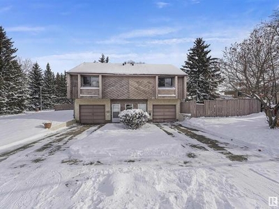 House For Sale In Callingwood North, Edmonton, Alberta