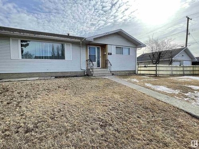House For Sale In Delwood, Edmonton, Alberta