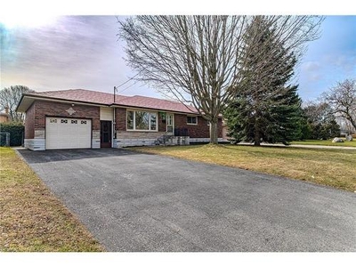 House For Sale In Greenbrier, Brantford, Ontario