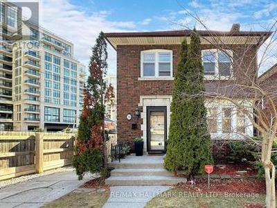 House For Sale In Old Mill, Toronto, Ontario