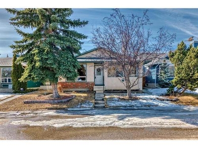 House For Sale In Shawnessy, Calgary, Alberta