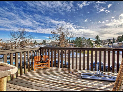 Nice house located at Beddington Heights, NW Calgary for rental