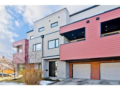 Townhouse For Sale In Bankview, Calgary, Alberta