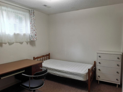 Private room sublet available on May 1st, 2024！