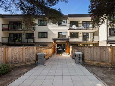205 327 W 2ND STREET North Vancouver